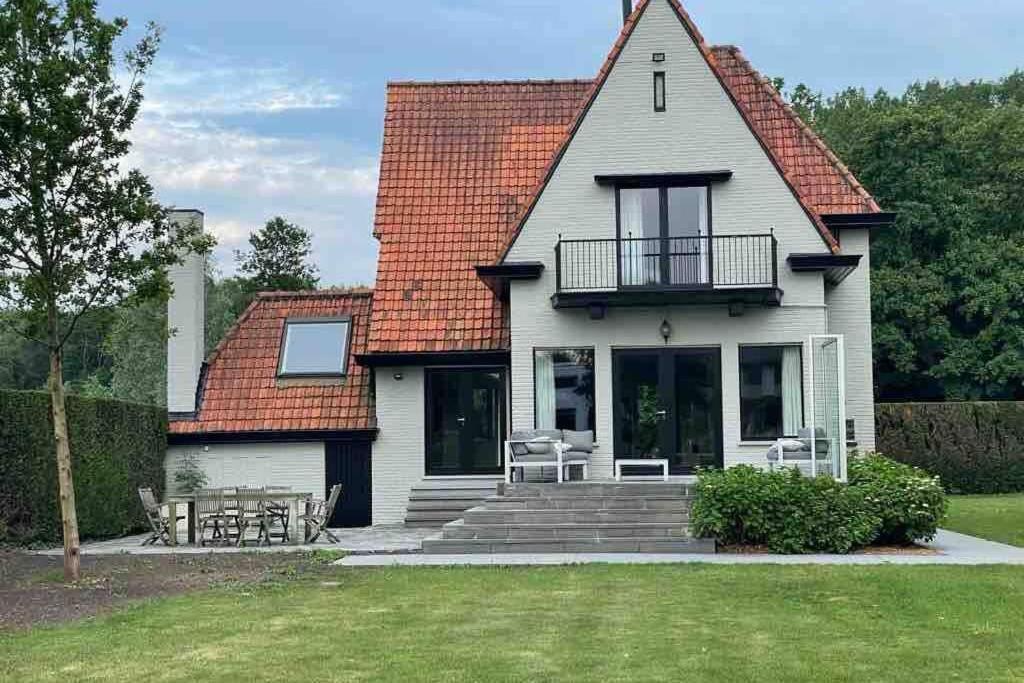 Charmante Villa Aan De Leie Sint Martens Latem Bagian luar foto