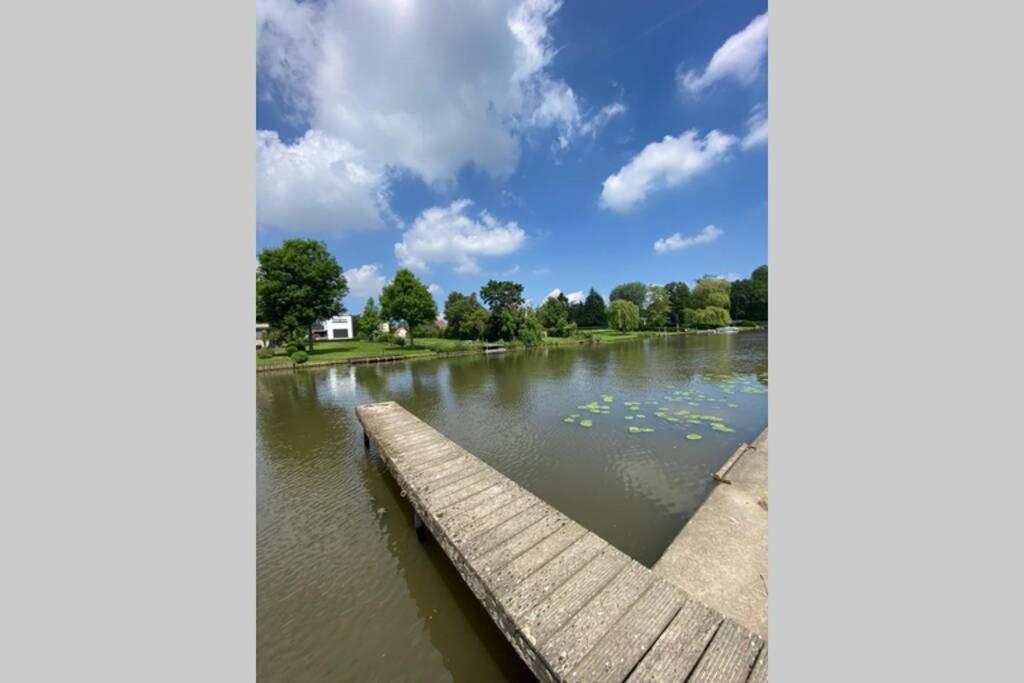 Charmante Villa Aan De Leie Sint Martens Latem Bagian luar foto